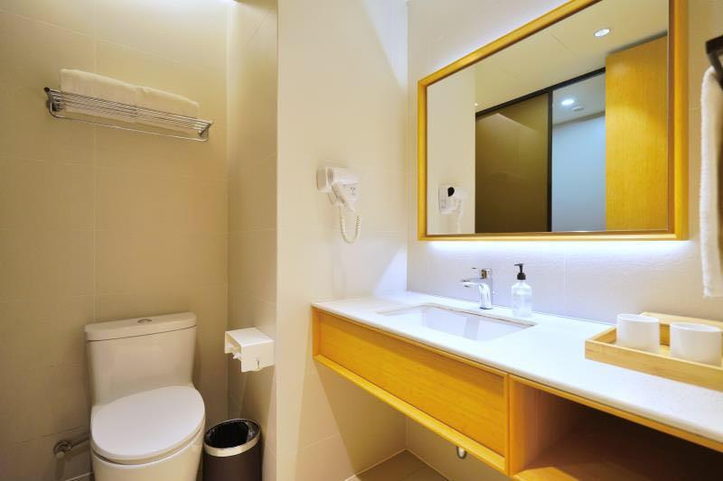 Ji Hotel Shanghai Hongqiao Transport Hub Linkong Zone Buitenkant foto